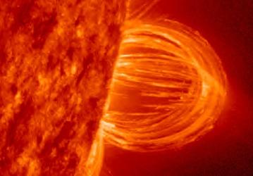 Двойная природа энергичных электронов раскрыта: Solar Orbiter измерил частицы в рекордной близости к Солнцу и впервые связал их с конкретными событиями