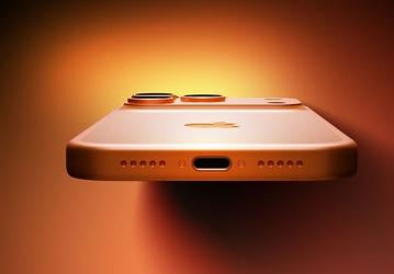 Никаких 60 или хотя бы 40 Вт.  iPhone 17 Pro Max принимает максимум 36 Вт при зарядке с помощью адаптеров Apple