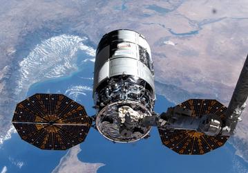 Хьюстон, у нас проблема: у нового космического грузовика Cygnus XL возникли сложности с двигателем