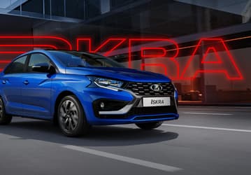АвтоВАЗ разогнался: ежедневно завод собирает несколько десятков Lada Iskra, дефектов в машинах стало меньше