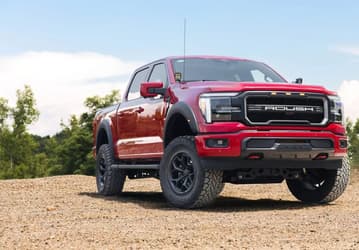 Бестселлеру Ford F-150 сильно увеличили клиренс