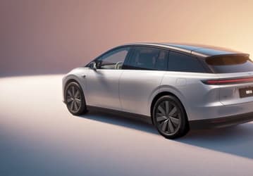 Самый дешёвый электромобиль Li Auto оценили в $35 000. Li Auto i6 может проехать без подзарядки 720 км с расходом 13,6 кВт·ч на 100 км