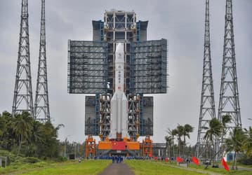 Китай успешно провёл второй испытательный запуск двигателя лунной ракеты Long March-10