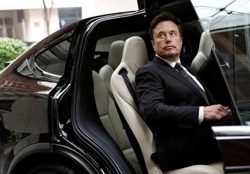 Ничего подобно в истории не было: Tesla собирается выплатить Маску вознаграждение 1 трлн долларов