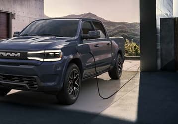 Ram отменяет разработку полностью электрического пикапа Ram 1500 REV