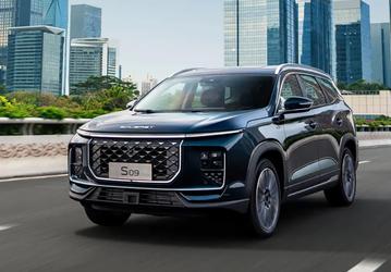 В России переписали цены на кроссоверы суббренда Chery с классическим 8-ступенчатым «автоматом»: Soueast S07 и S09 подорожали
