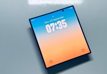 Samsung запатентовал самовосстанавливающуюся камеру и сканер отпечатков для складных смартфонов