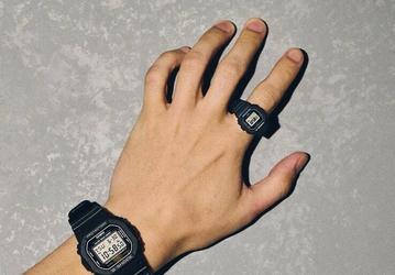 Cамые маленькие ударопрочные часы G-Shock в истории. Представлены Casio G-Shock Nano DWN-5600, которые можно носить как кольцо