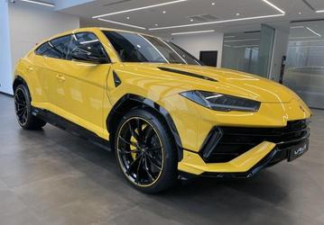 Впервые в 2025 году Lamborghini Urus стал самым продаваемым люксовым автомобилем в России