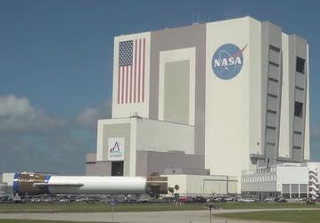 Blue Origin доставила ускоритель New Glenn на стартовый комплекс для миссии NASA к Марсу