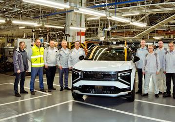 АвтоВАЗ запустил конвейерную сборку кроссоверов Lada Azimut, но пока выпускают машины для сертификационных испытаний