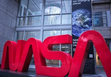 Отчет сенатского комитета США обвиняет NASA в незаконном использовании бюджета