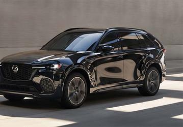 Модель Mazda CX-70 PHEV 2026 получила обновления дизайна, увеличение дальности на одном заряде и снижение цены до $47 810