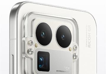 Дизайн этого смартфона с камерой Ricoh GR можно кастомизировать. Realme GT8 Pro предложит три варианта оформления камеры