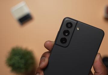 Прощальный апдейт: Galaxy S21 FE получил One UI 8.0, и это последнее большое обновление для этой модели