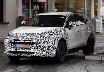 Toyota Harrier 2027 пойдет по пути китайцев? Кроссовер может получить гибридную силовую установку на базе 1,5-литрового мотора