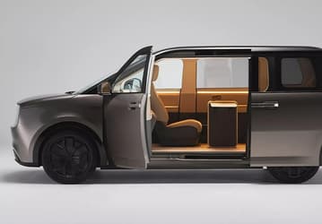 Непопулярное решение: первый автомобиль Sharp будет не кроссовером, а минивэном