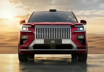 Неплохо для большого и мощного гибрида: Zeekr 8X сможет проезжать больше 300 км без бензина