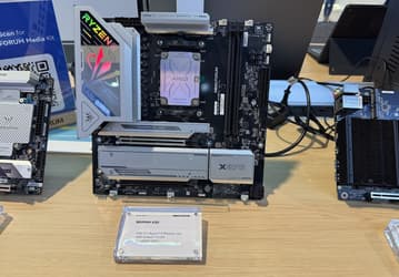 Minisforum представила интересный гибрид: флагманский мобильный 16-ядерный Ryzen 9 9955HX3D установили на десктопную материнскую плату на чипсете AMD X870