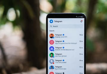 Telegram карающий: за день в мессенджере заблокировали более 500 тыс. сообществ, а за весь 2025 год — более 44 млн каналов и групп 