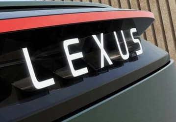 Битва премиума: BMW обошла в США Lexus по итогам продаж в 2025 году, Audi и Infiniti теряют позиции