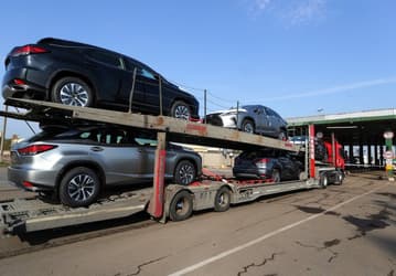 Казахстан готовит сюрприз для авторынка: утильсбор для машин из РФ и Белоруссии хотят повысить
