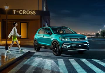 Новый кроссовер Volkswagen — от 1,4 млн рублей: столько просят за Volkswagen T-Cross под заказ (и это на 600 тыс. рублей дешевле, чем в октябре 2025 года)