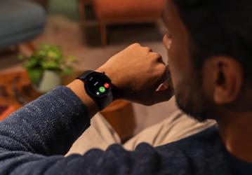 Умные часы MotoWatch показали со всех сторон ещё до анонса