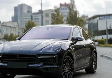 Владельцам Porsche в России предложат прошивку за 150 000  рублей, чтобы машины не блокировались из-за РЭБ
