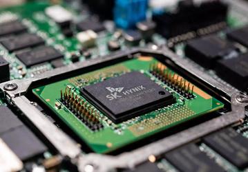 SK Hynix ускоряет открытие новых заводов в связи с резким ростом спроса на память