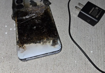 В США взорвался Galaxy S25 Plus, подключенный к зарядке, Samsung признала вину. Это уже третий зафиксированный случай возгорания смартфонов серии Galaxy S25
