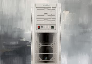 Корпус из эпохи Pentium I с кнопкой Turbo, а внутри — Ryzen 7 9850X3D и RTX 5090. Представлены «винтажные» компьютеры Maingear Retro98