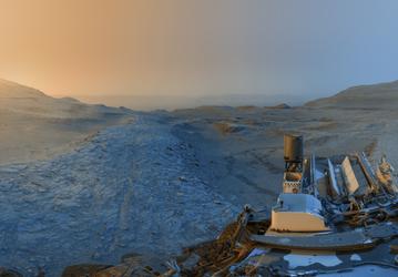 NASA опубликовало новую панораму Марса: Curiosity снял решётчатые структуры горы Шарп