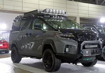 Land Cruiser больше не нужен? Toyota Alphard превратили в брутальный вездеход