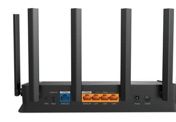 Трёхдиапазонная скорость до 12 000 Мбит/с, порты 10GbE RJ45, 2.5GbE RJ45 и 1GbE RJ45. Представлен беспроводной маршрутизатор TP-Link Archer BE670