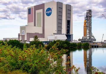 NASA ускорило финальные испытания: ключевые испытания заправки ракеты SLS для Artemis 2 перенесли на 31 января