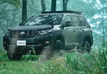 Вторая жизнь Land Cruiser Prado 150: Toyota выпустила заводской тюнинг для внедорожника, снятого с производства 3 года назад
