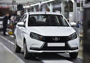 «Там такие пошлины, что ого-го». АвтоВАЗ рассказал, почему Lada не выпускают в Китае и не отправляют туда собранными