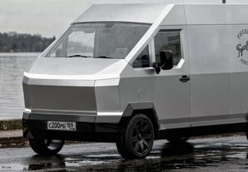 100 лет гарантии, батарея BYD Blade и ТО раз в 60 000 км: раскрыты все секреты «киберГазели» —  пермского фургона «Ф200» от «Руссо-Балтъ»
