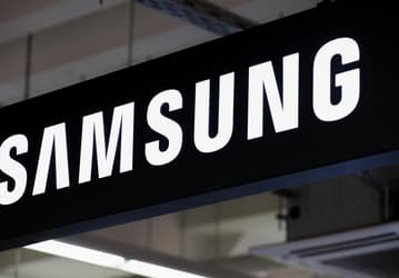 Samsung зарегистрировала в России права на бренды OLED и QD-OLED