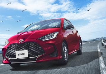 Представлены Toyota Yaris 2026 и Toyota Yaris Cross 2026: гибридная силовая установка и два варианта полного привода