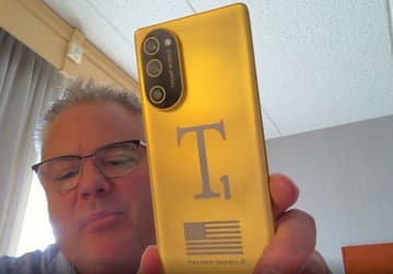 Смартфон Трампа сильно изменился ещё до выхода