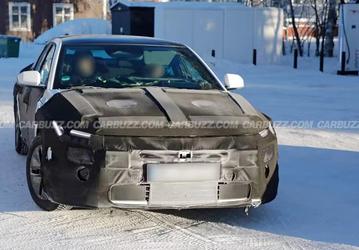 Hyundai Elantra нового поколения засняли на дороге