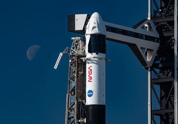 Погода нелётная: NASA рассматривает очередной перенос запуска Crew-12