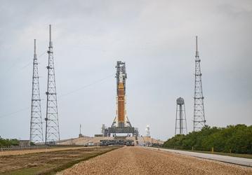 NASA готовит ракету SLS к повторной полной заправке перед стартом миссии Artemis II к Луне