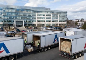 Материнская компания Google намерена потратить в новом году 185 млрд долларов. Капитальные затраты вырастут вдвое