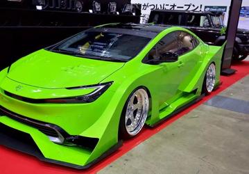 Prius, которого не ждали: японцы доработали Toyota в стиле босодзоку