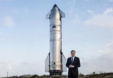 «Как и было предсказано в пророчестве». Илон Маск заявил, что Starship V4 получит три дополнительных вакуумных двигателя, а всего двигателей будет 42