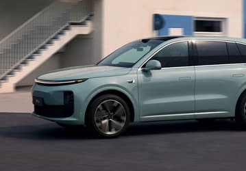 Li Auto теряет российский рынок даже несмотря на официальные продажи