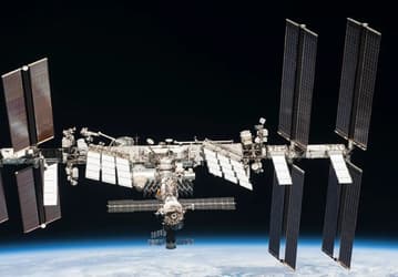 В Конгрессе США предложили сохранить МКС на орбите вместо затопления
